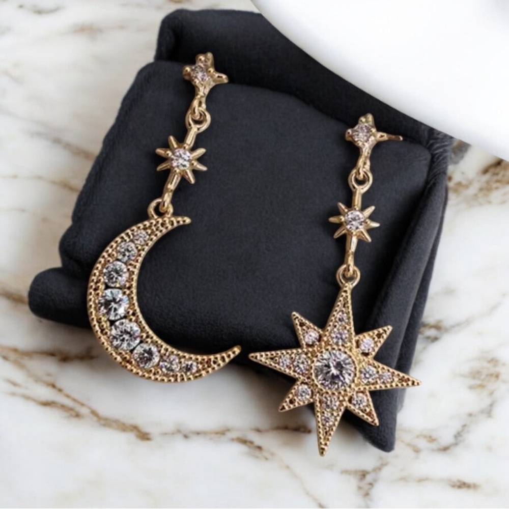 18k Gold Plated Star and Moon Dangle Stud earrings. New.